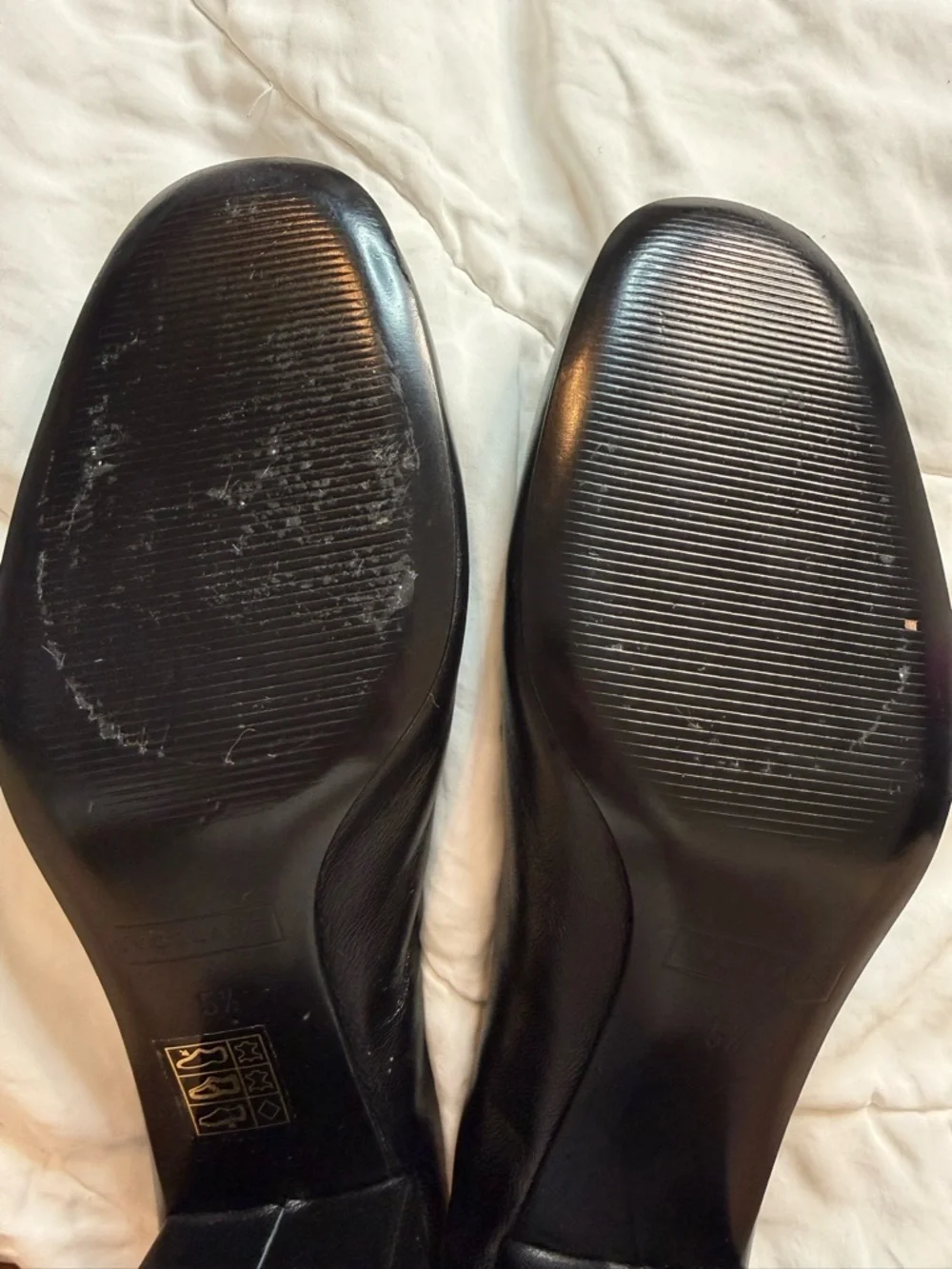 Everlane The Day Heel Black Leather Shoes Size 5.5 Minimal Classic NWOB Chic